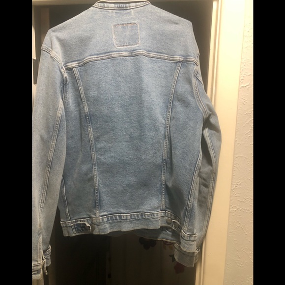 Levi’s trucker jacket - Picture 1 of 3
